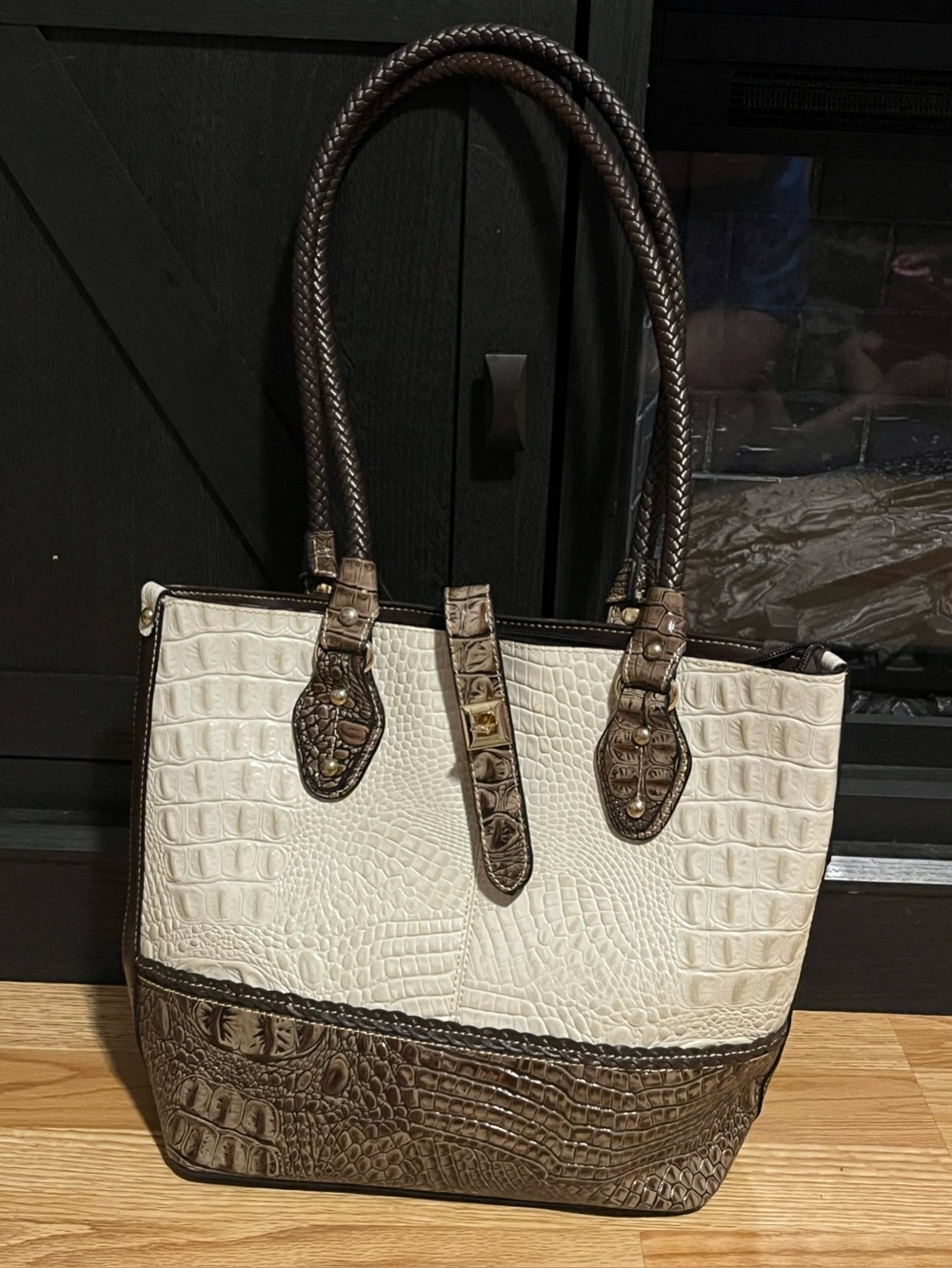 Authentic 2000 MC Croc Embossed Tote Handbag Large Shoulder Bag Braided Handles